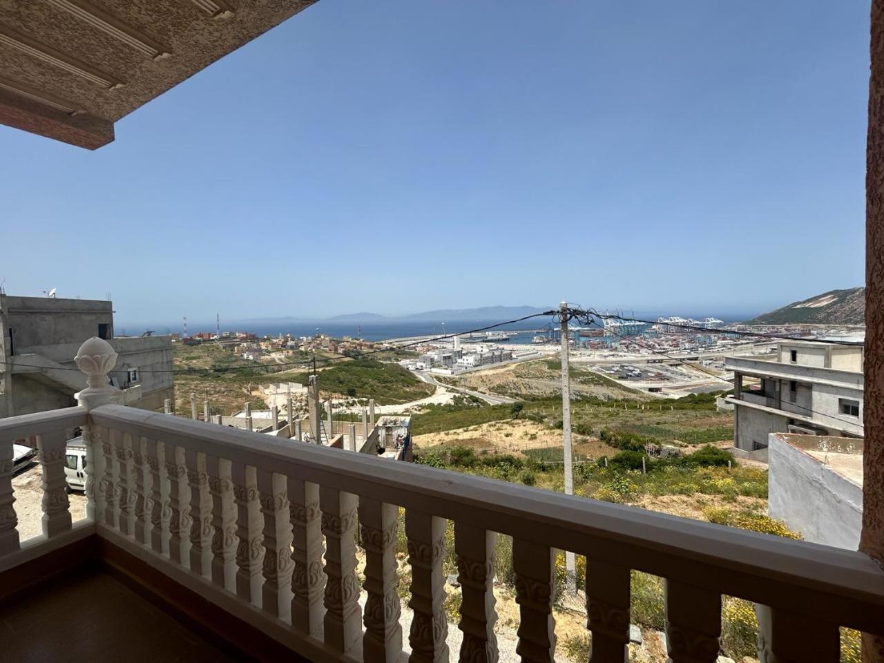 Appartement A Houma, Proche Port Tanger Med Dalia エクステリア 写真